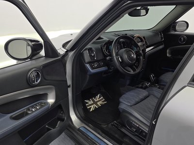 MINI COUNTRYMAN - 10