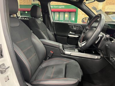 MERCEDES-BENZ GLB - 7