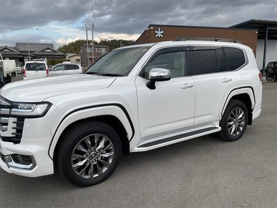 TOYOTA LAND CRUISER 300 - 4