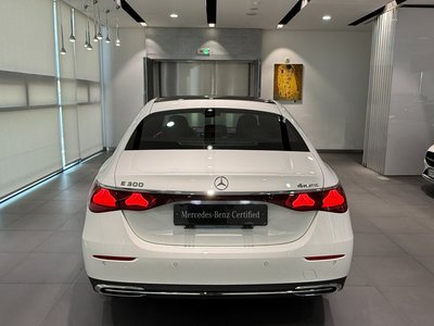 MERCEDES-BENZ E-CLASS - 3