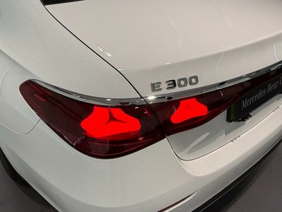 MERCEDES-BENZ E-CLASS - 5