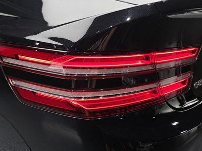GENESIS G80 (RG3) - 10