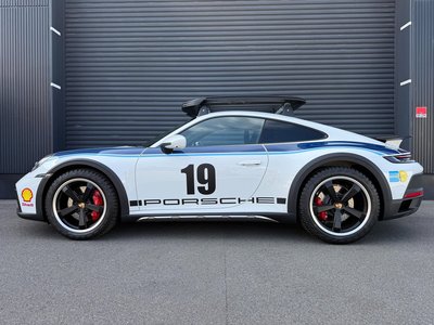 PORSCHE 911 - 8