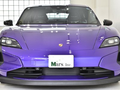 2025 Porsche TAYCAN 照片 2