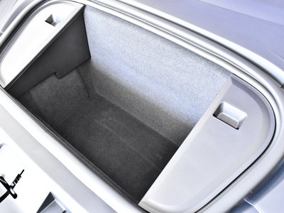 2025 Porsche TAYCAN thumbnail 22