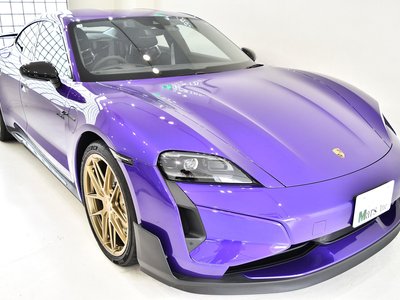2025 Porsche TAYCAN 照片 4