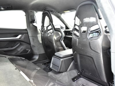 2025 Porsche TAYCAN thumbnail 13