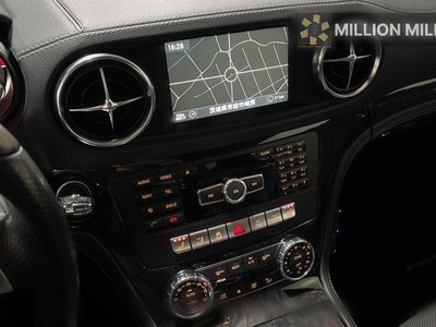 MERCEDES-BENZ SL - 7