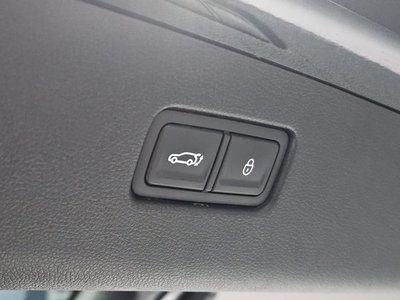 2022 Genesis ELECTRIFIED GV70 — миниатюра 19