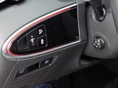 2022 Genesis ELECTRIFIED GV70 — миниатюра 14