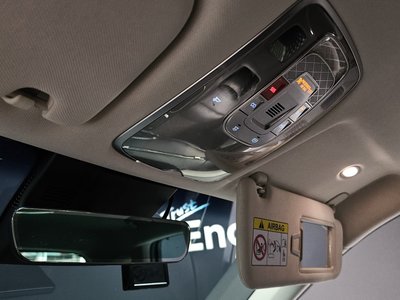 2022 Genesis ELECTRIFIED GV70 — миниатюра 18