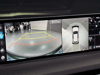 2022 Genesis ELECTRIFIED GV70 — миниатюра 16