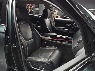 صورة 10 لـ 2022 Genesis ELECTRIFIED GV70