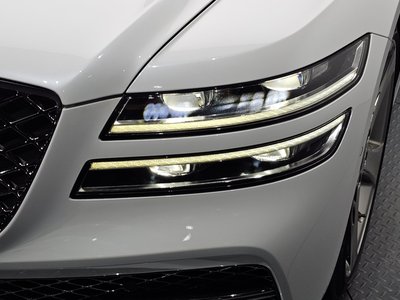 GENESIS G80 (RG3) - 9