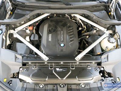 BMW X7 - 7