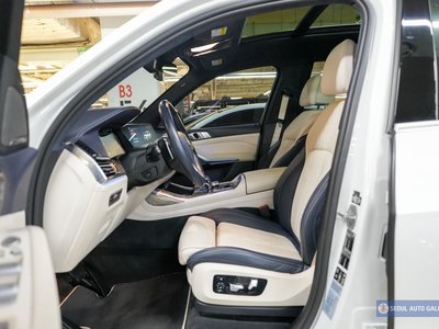BMW X7 - 10