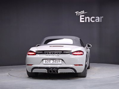 PORSCHE 718 - 4