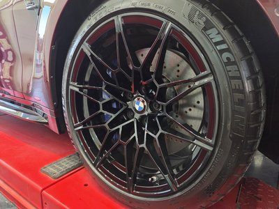 2025 BMW M4 照片 2