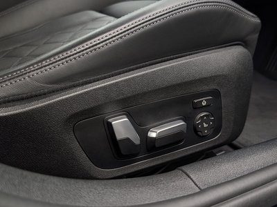 2022 BMW M8 GRAN COUPE — миниатюра 30