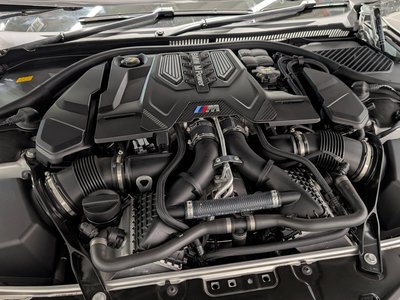2022 BMW M8 GRAN COUPE — миниатюра 21