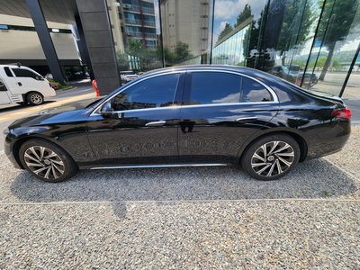 MERCEDES-BENZ E-CLASS - 3