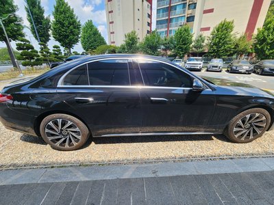 MERCEDES-BENZ E-CLASS - 4
