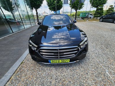 MERCEDES-BENZ E-CLASS - 1