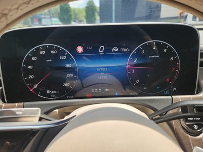 MERCEDES-BENZ E-CLASS - 6