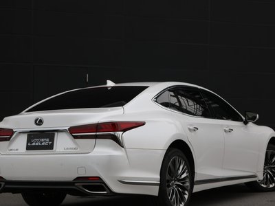 LEXUS LS - 10
