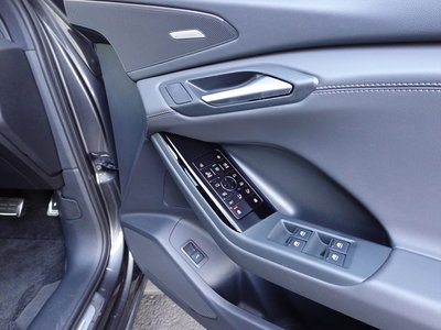 صورة 28 لـ 2025 AUDI Q6 E-TRON