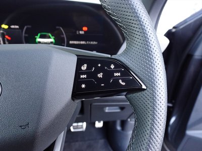صورة 24 لـ 2025 AUDI Q6 E-TRON