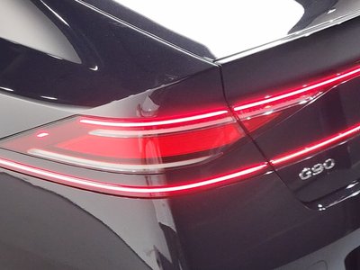 2022 Genesis G90 (RS4) photo 10