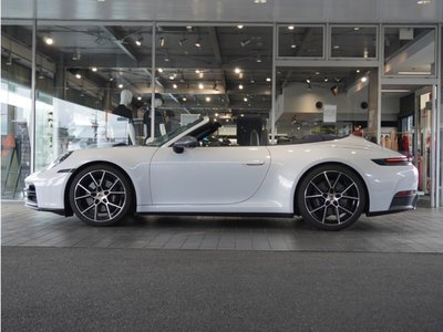 PORSCHE 911 - 4