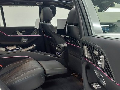 2025 Mercedes-BENZ GLS — фото 10