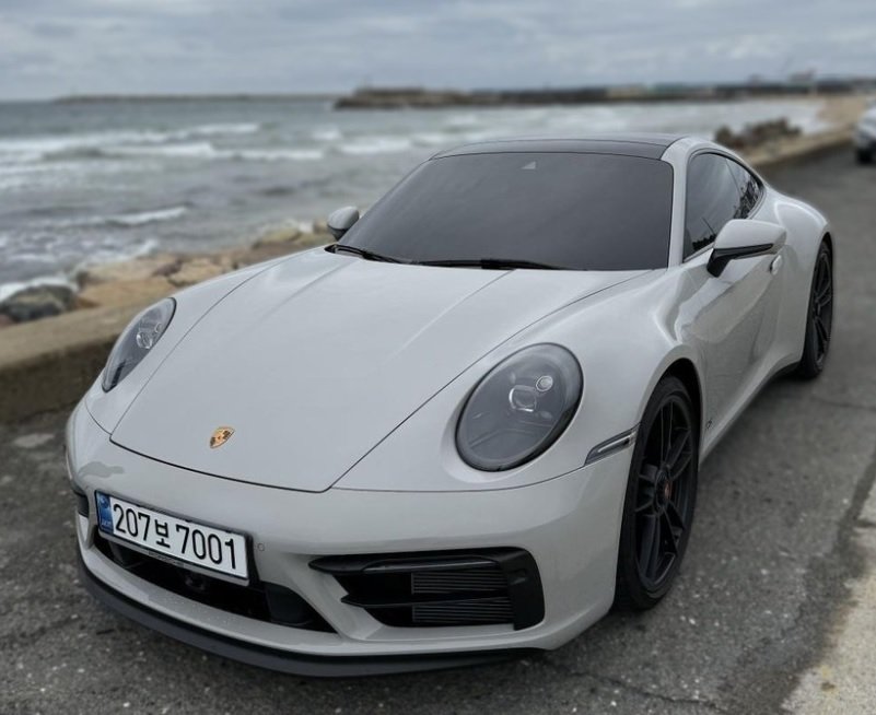 PORSCHE 911 - View 1