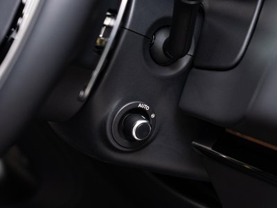 2025 LAND Rover RANGE ROVER SPORT — миниатюра 32