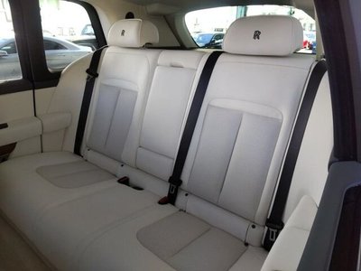ROLLS-ROYCE CULLINAN - 6