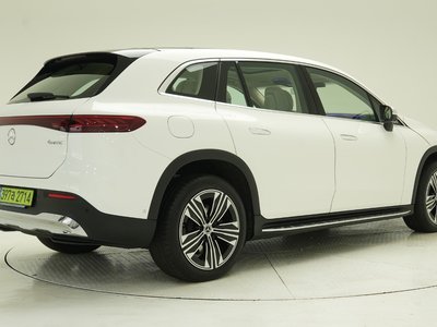 MERCEDES-BENZ EQS - 4