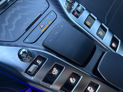 MERCEDES-BENZ GT AMG - 8