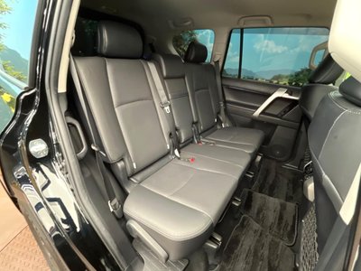 TOYOTA LAND CRUISER PRADO - 9