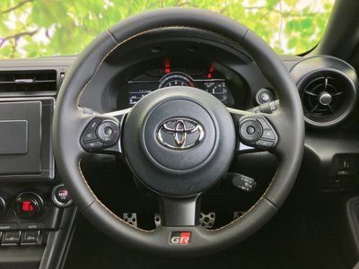 صورة 10 لـ 2026 Toyota GR86