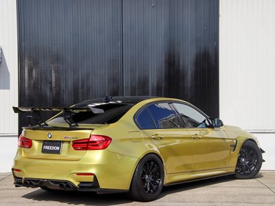 BMW M3 SEDAN - 5