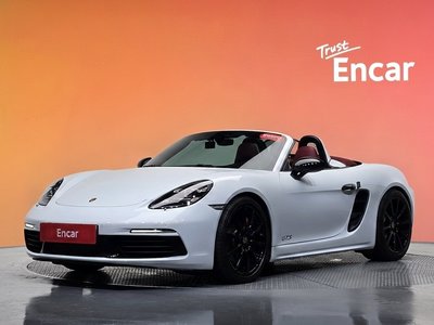صورة 1 لـ 2017 Porsche 718