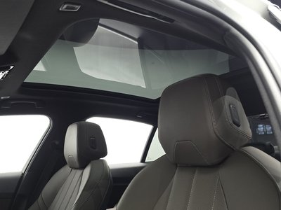 2023 BMW 5 SERIES — миниатюра 32