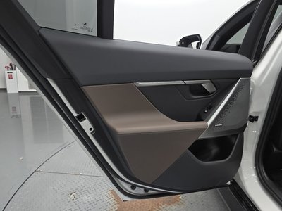 2023 BMW 5 SERIES — миниатюра 15