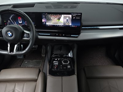 صورة 5 لـ 2023 BMW 5 SERIES