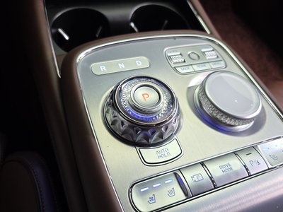 2023 Genesis G90 照片 9