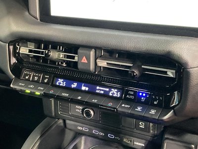TOYOTA LAND CRUISER 250 - 7