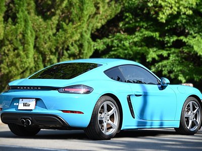 صورة 8 لـ 2017 Porsche 718