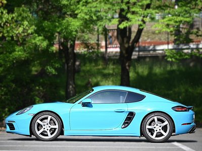 صورة 7 لـ 2017 Porsche 718